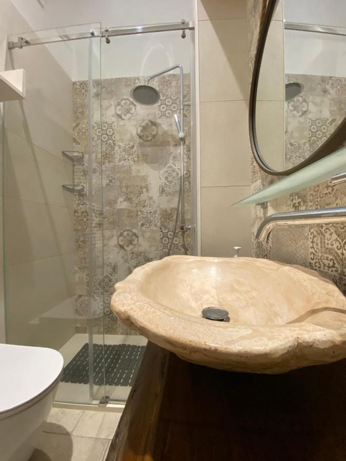 Dimora Via Vitti - Puglia Mia Apartments Монополи Екстериор снимка