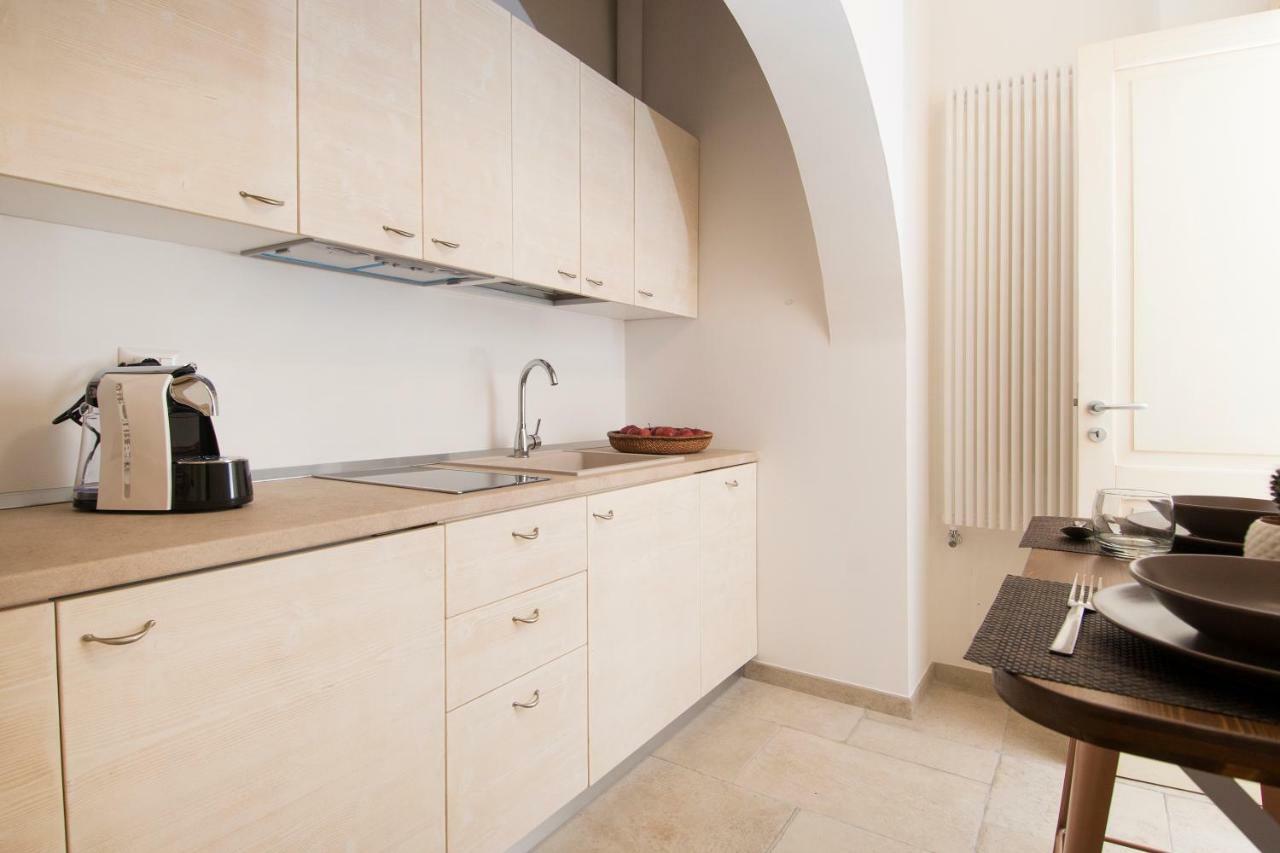 Dimora Via Vitti - Puglia Mia Apartments Монополи Екстериор снимка