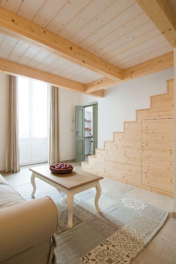 Dimora Via Vitti - Puglia Mia Apartments Монополи Екстериор снимка
