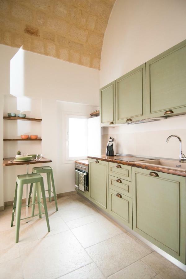 Dimora Via Vitti - Puglia Mia Apartments Монополи Екстериор снимка